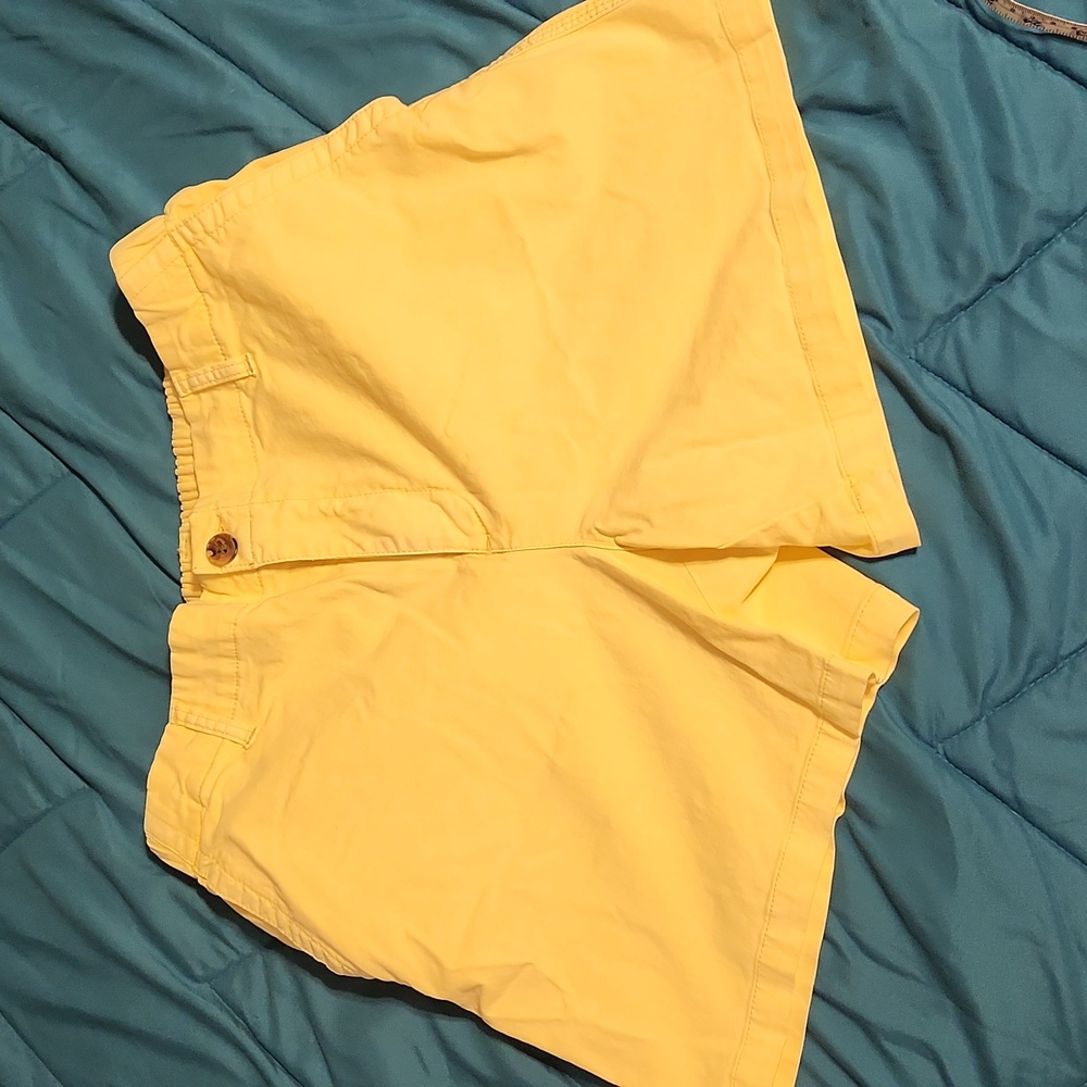 Old Navy Yellow High Waisted OG Chino Shorts Size Large